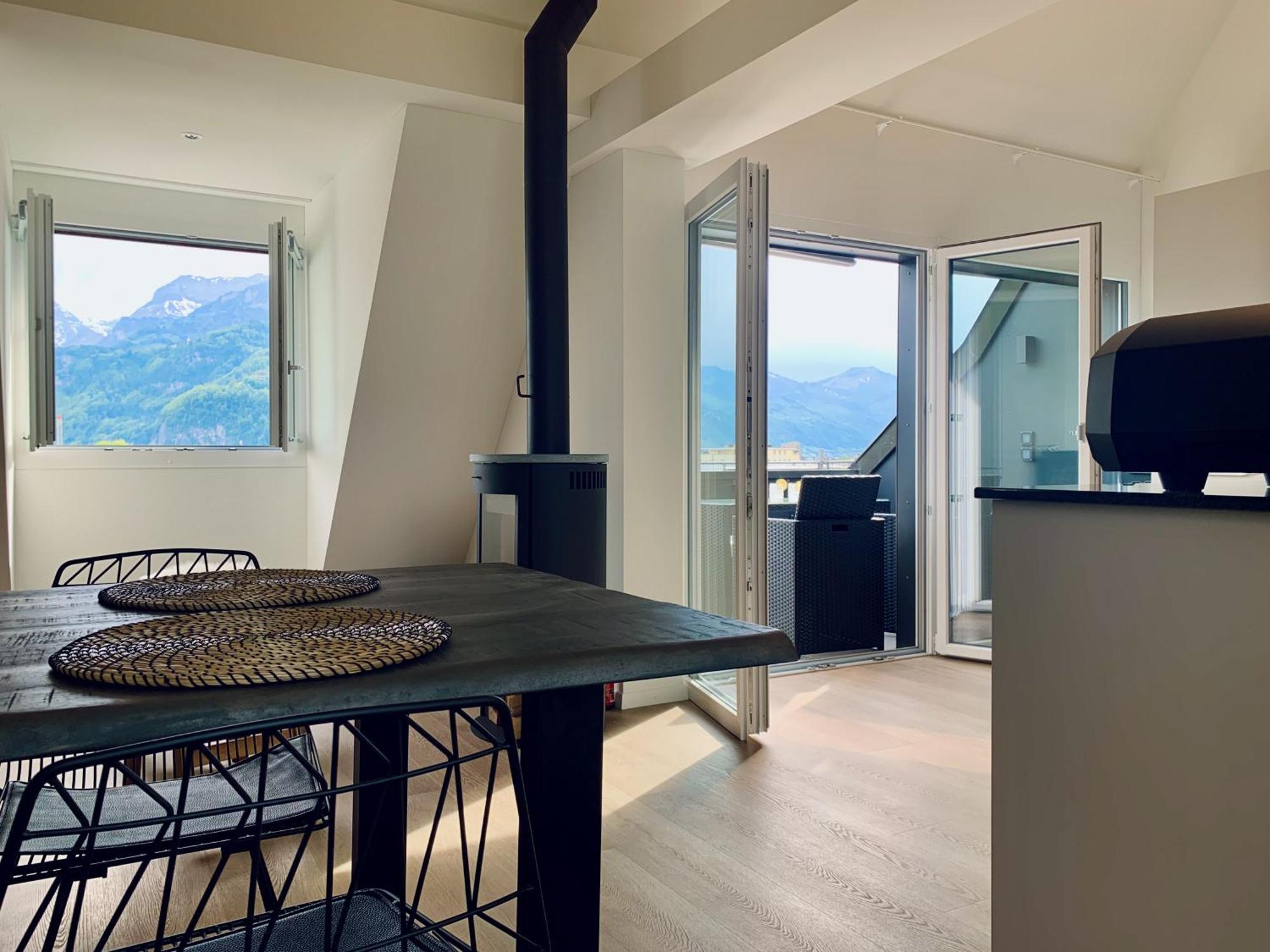Luna O Mountainview O Pizzaoven Brunnen Zewnętrze zdjęcie