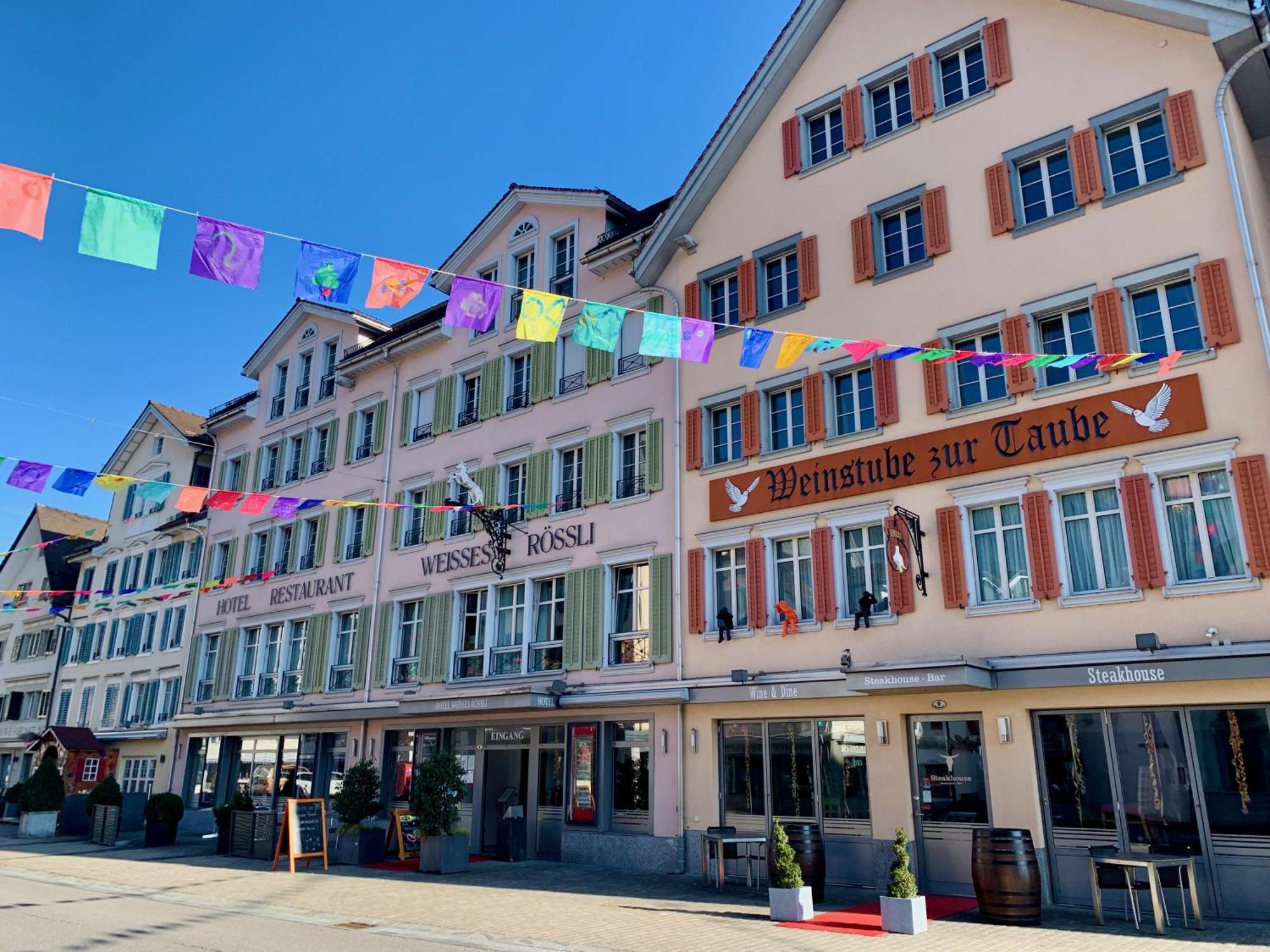 Luna O Mountainview O Pizzaoven Brunnen Zewnętrze zdjęcie